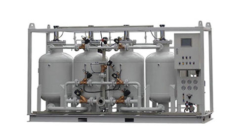 Removal of water and carbon dioxide from air before liquefaction and cryogenic separation of nitrogen, oxygen and other atmospheric gases